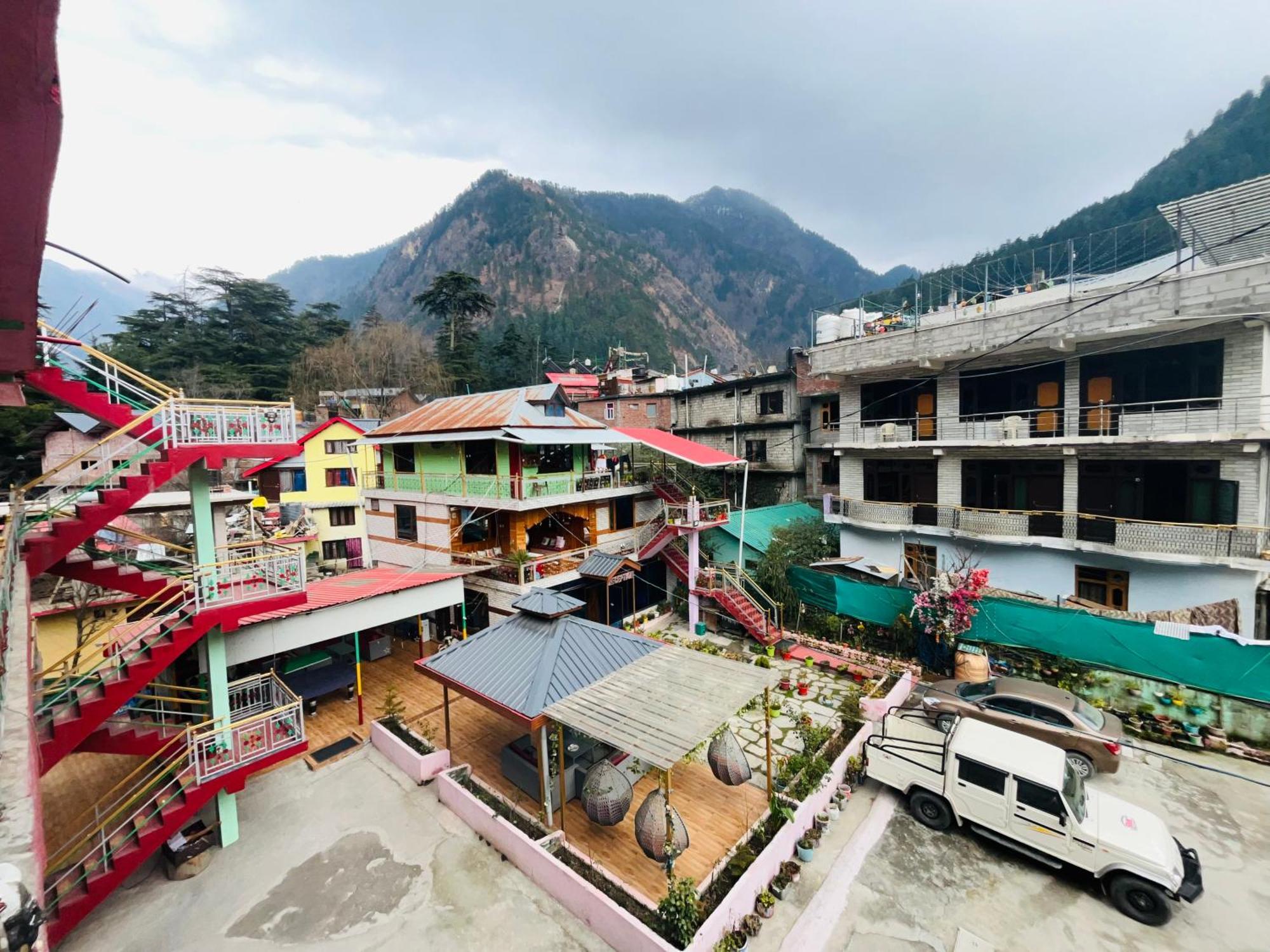 Hotel Dream Valley Kasol #Near Mall Road #River View #Parking #Gaming Zone #Open Terrace #Restaurant Exterior foto