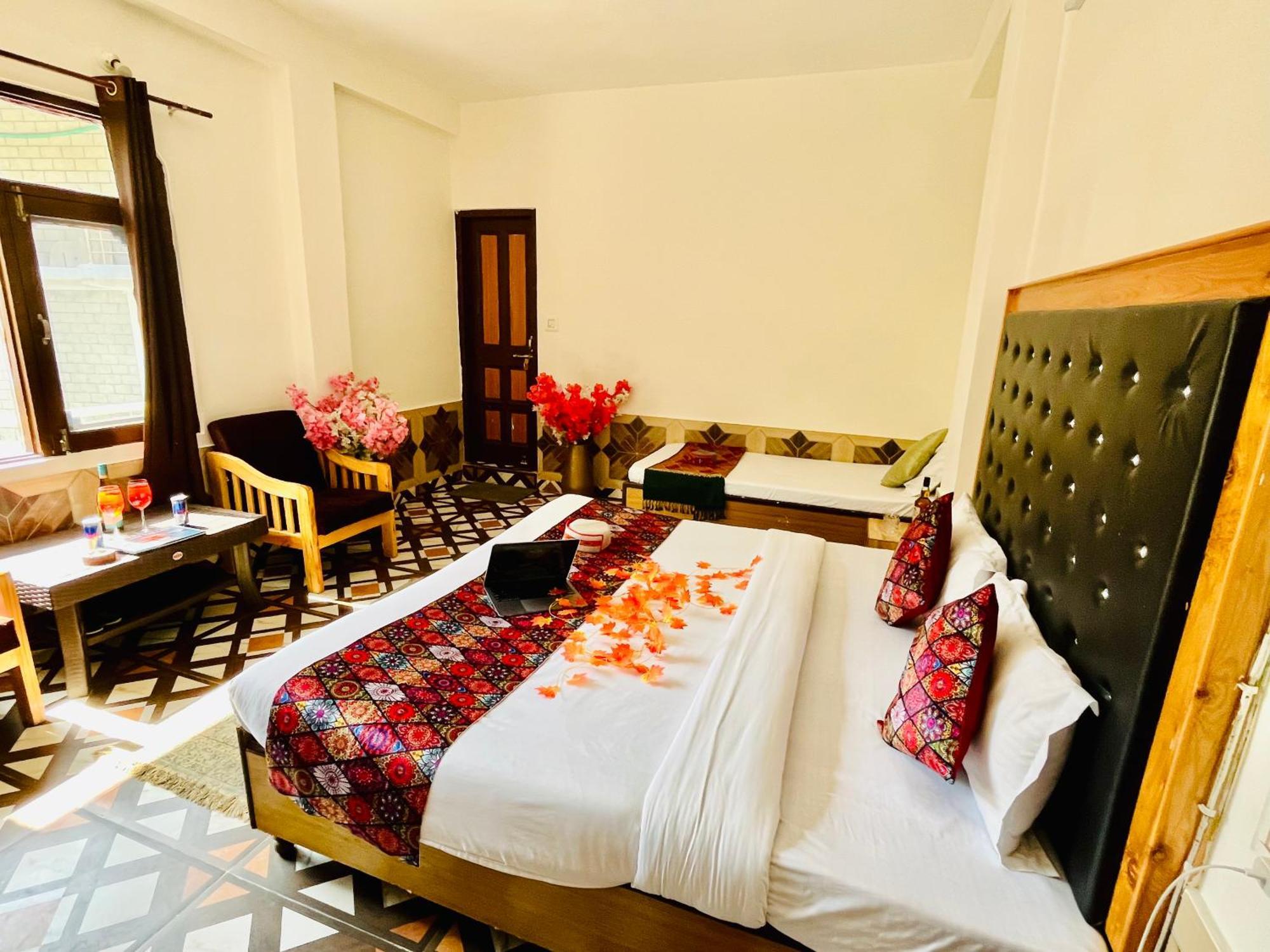 Hotel Dream Valley Kasol #Near Mall Road #River View #Parking #Gaming Zone #Open Terrace #Restaurant Exterior foto